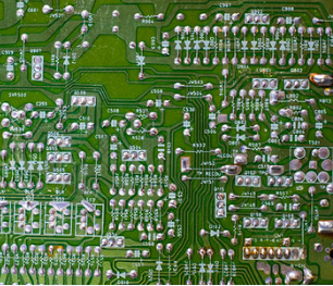 PCB多层打样生产硬手艺