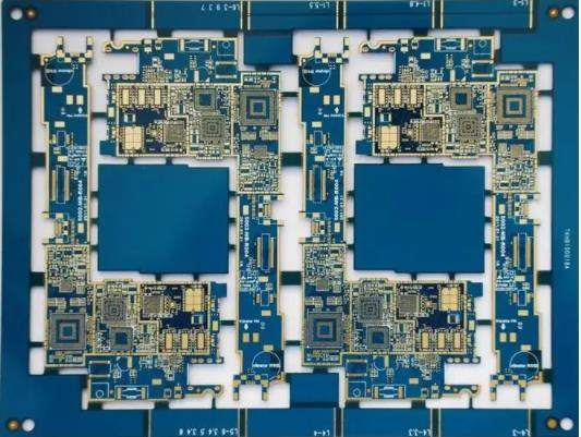 分享并诠释怎样在 PCB 设计中构建多层 PCB 客栈